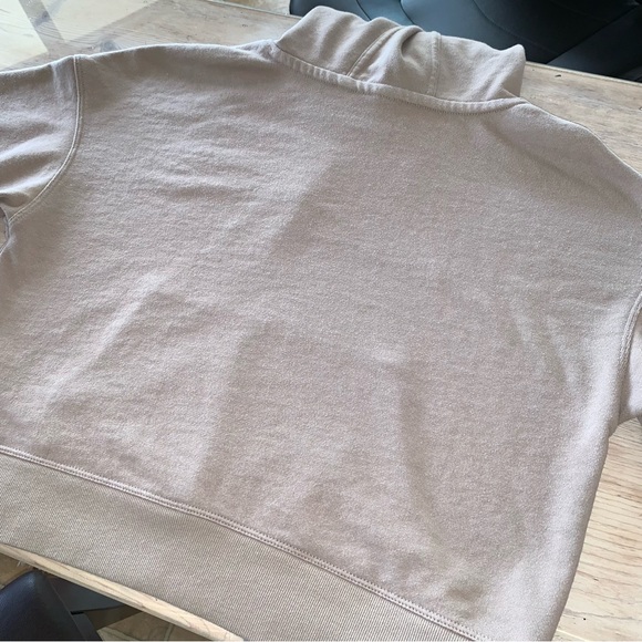 Calvin Klein Logo Cropped Hoodie - Picture 6 of 14